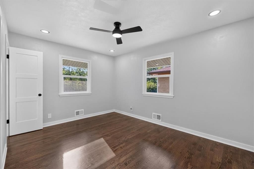 1305 N River Boulevard — photo 26