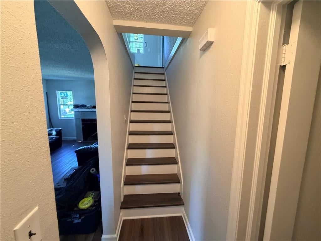 Photo 18 of 36 - 2619 N 46th Terrace, Kansas City, KS 66104