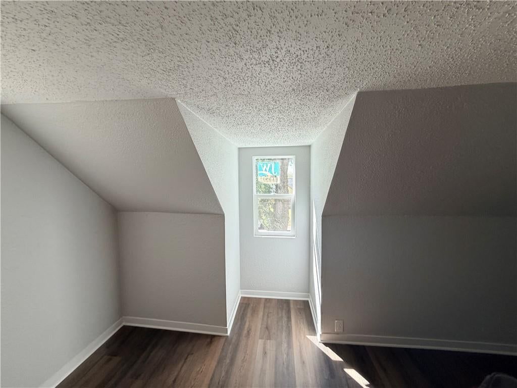 Photo 22 of 36 - 2619 N 46th Terrace, Kansas City, KS 66104