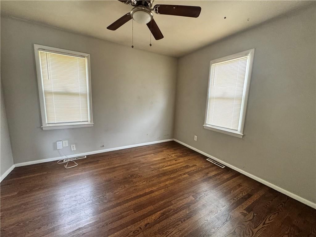 Photo 6 of 8 - 7804 E 92nd Terrace, Kansas City, MO 64138
