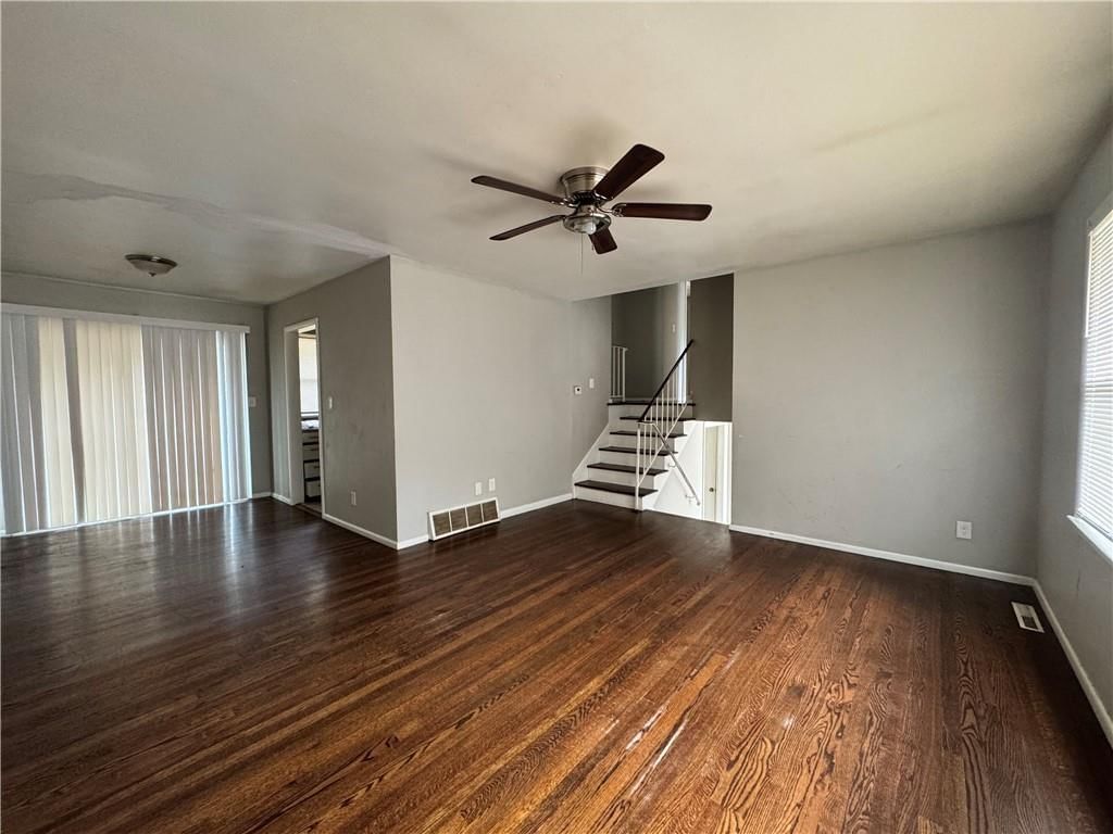 7804 E 92nd Terrace, Kansas City, MO: listing photo 2