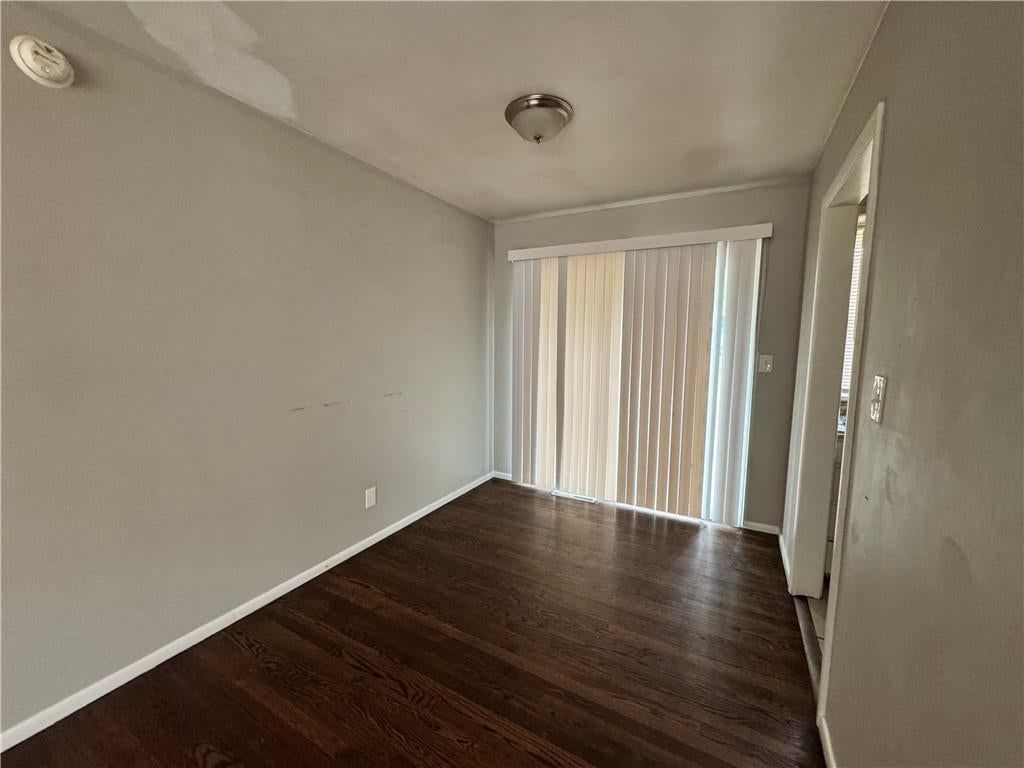 Photo 4 of 8 - 7804 E 92nd Terrace, Kansas City, MO 64138