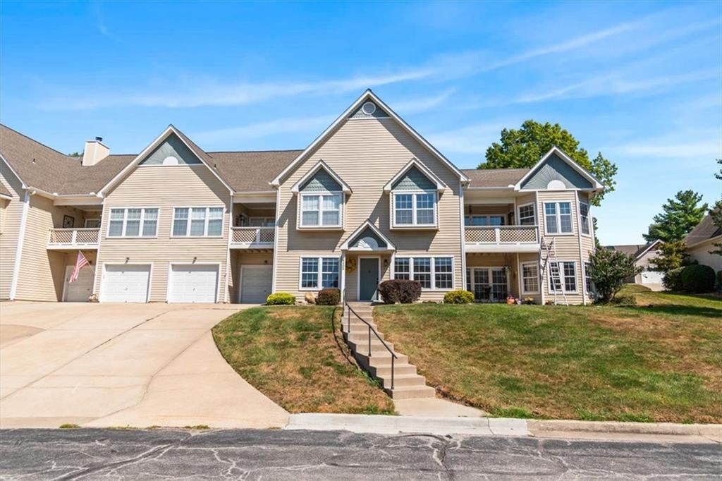 4305 S Bryant Court, Independence, MO