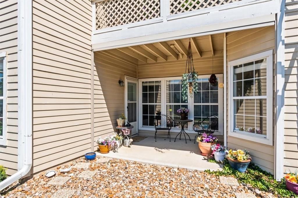 Photo 21 of 21 - 4305 S Bryant Court, Independence, MO 64055