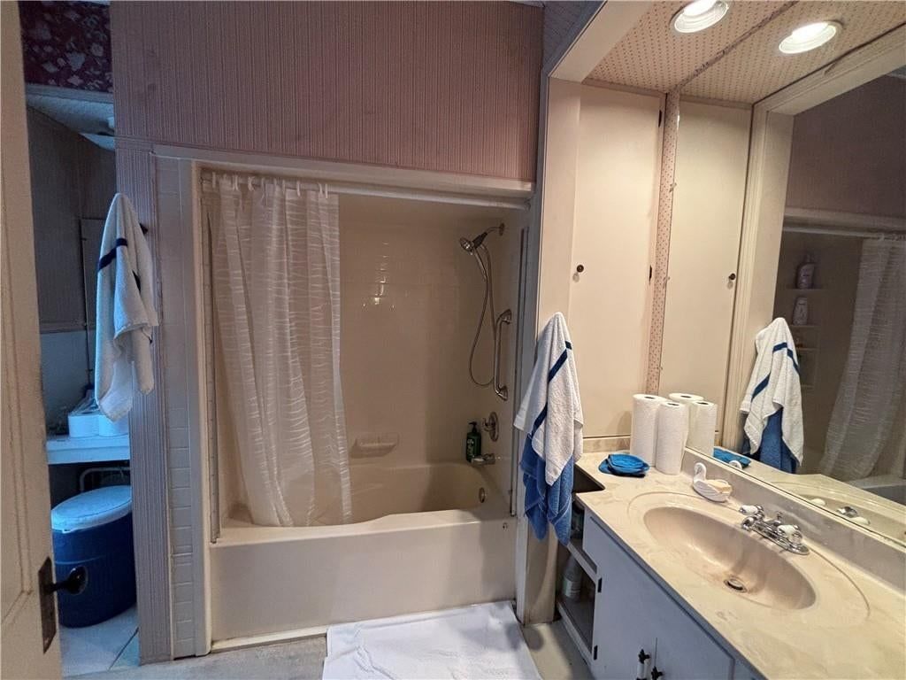 601 S Holbrook Street — photo 18