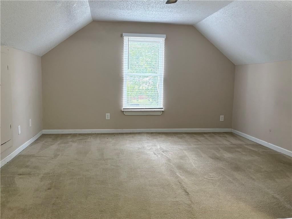 Photo 21 of 32 - 1224 Kingman Street, Leavenworth, KS 66048