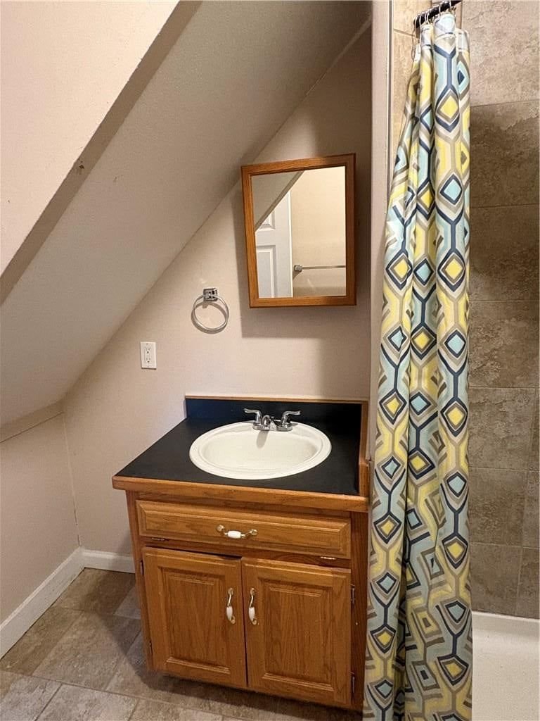 Photo 18 of 32 - 1224 Kingman Street, Leavenworth, KS 66048