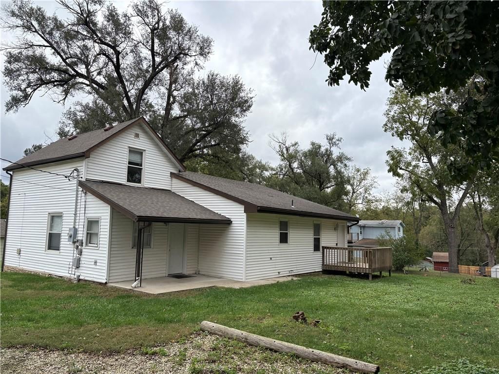Photo 29 of 32 - 1224 Kingman Street, Leavenworth, KS 66048