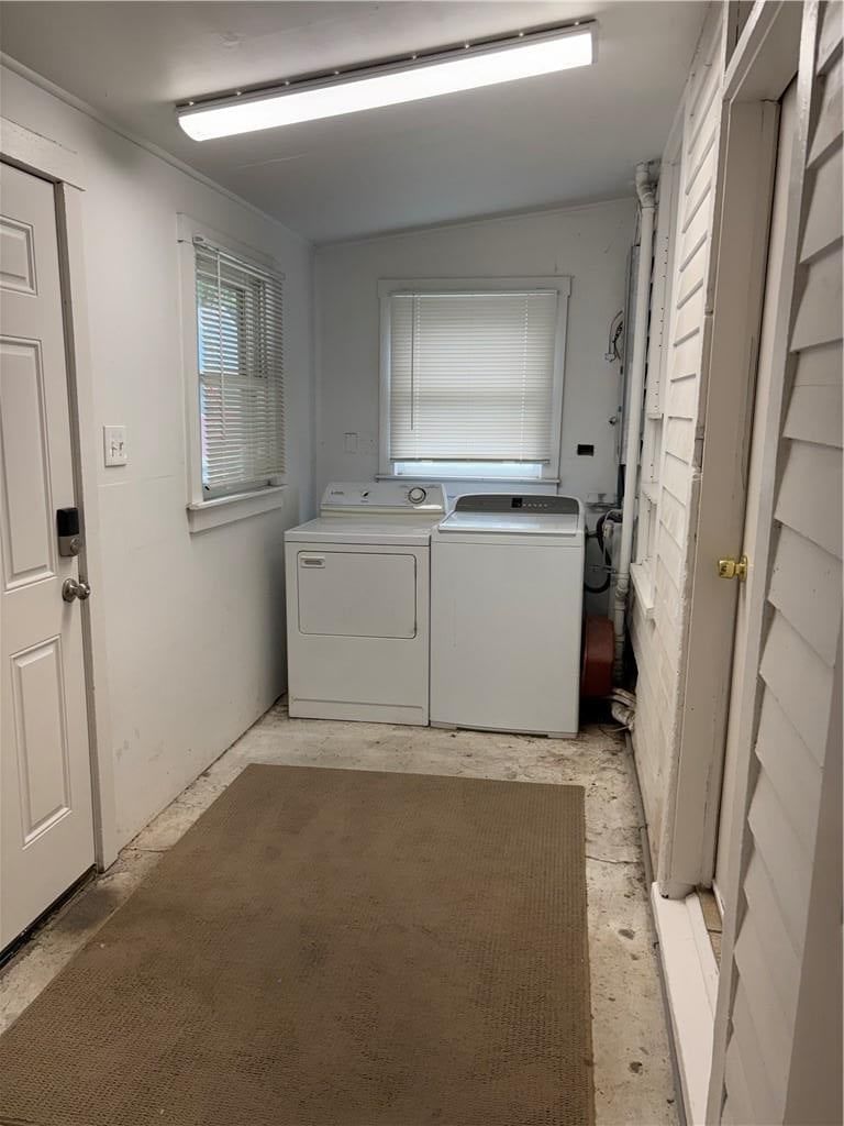 Photo 14 of 32 - 1224 Kingman Street, Leavenworth, KS 66048