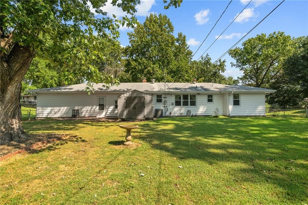 6200 Hedges Avenue — photo 30