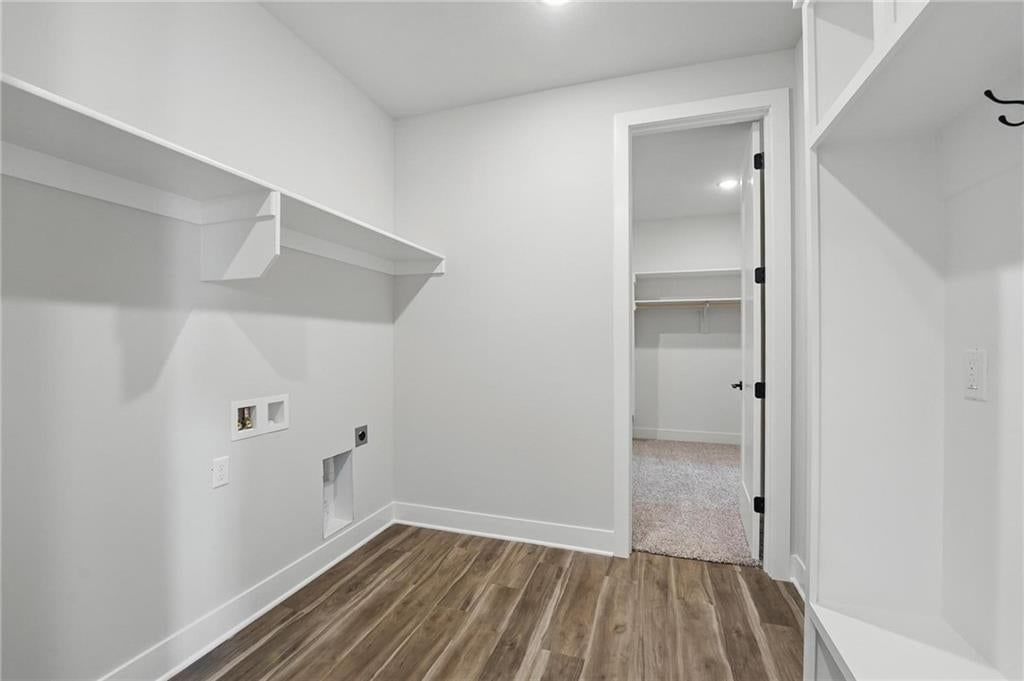 1813 Halls Creek Avenue — photo 31