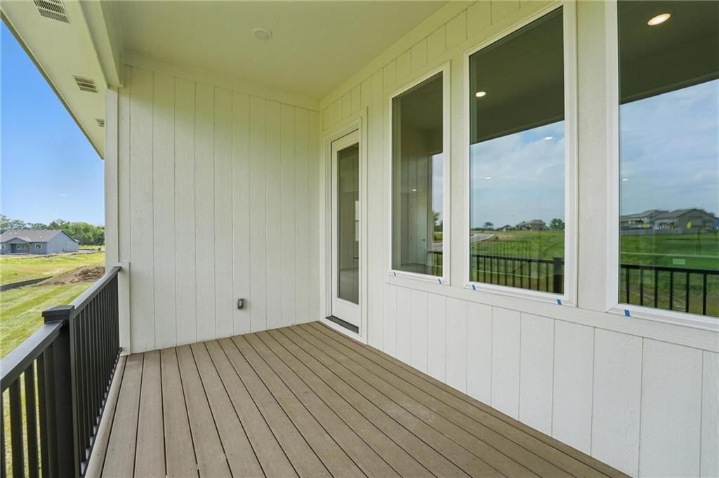 1813 Halls Creek Avenue — photo 38