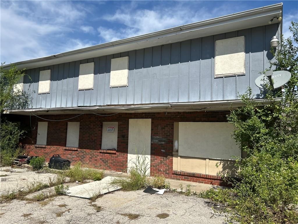 6111 Leavenworth Road — photo 12