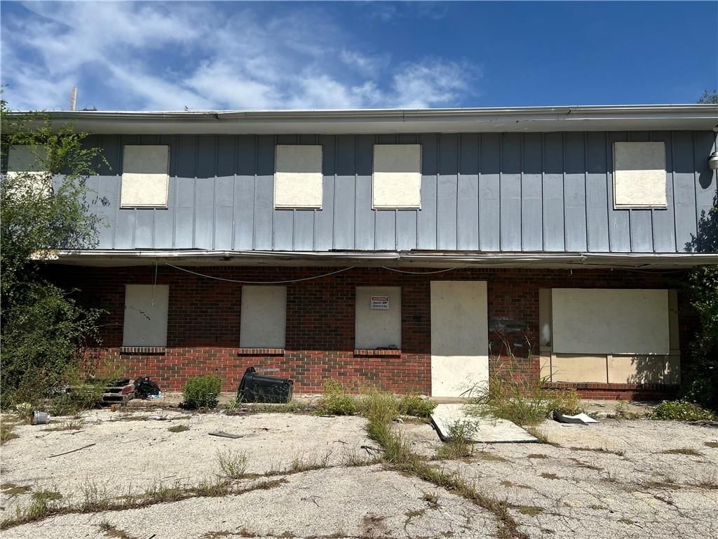 6111 Leavenworth Road — photo 13