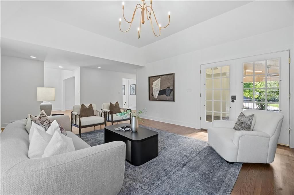 10426 Alhambra Street — photo 11
