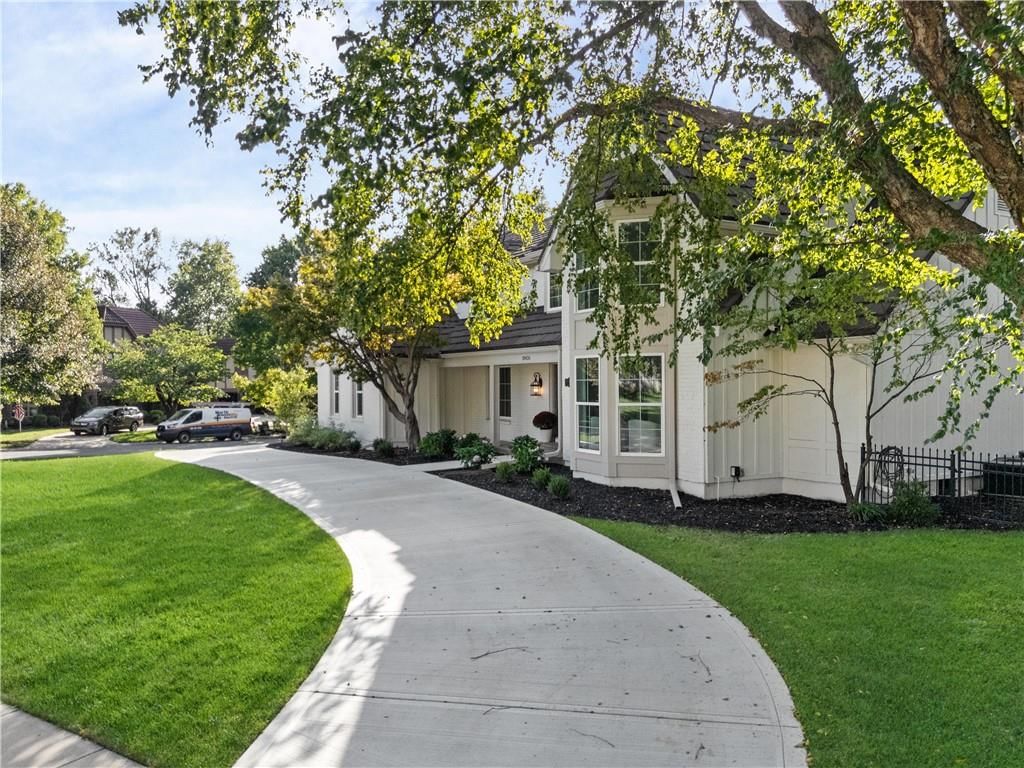 10426 Alhambra Street — photo 75