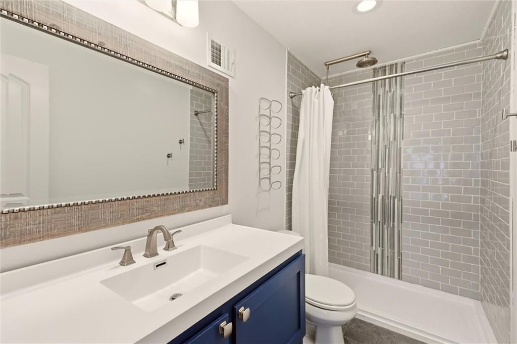4216 NE 44TH Street — photo 10