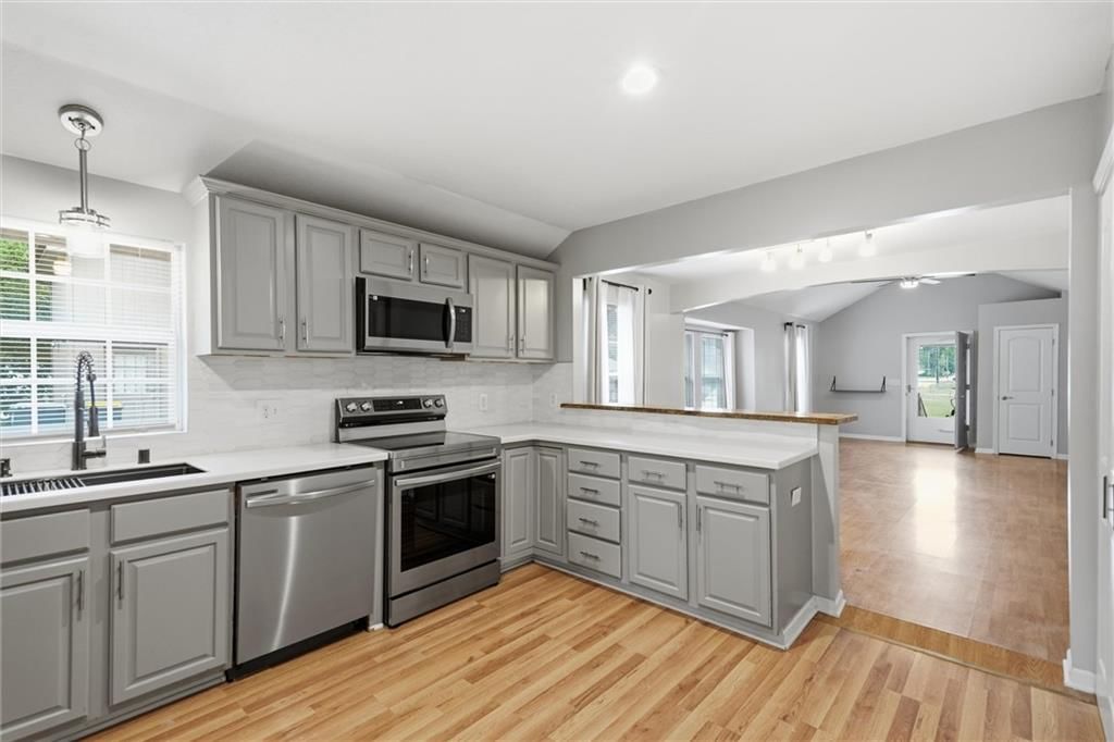 4216 NE 44TH Street — photo 13