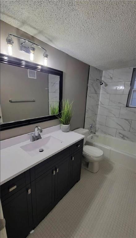 8721 Countryshire Lane — photo 8