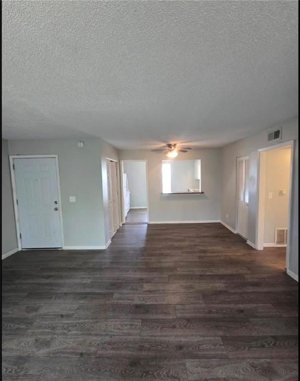 8721 Countryshire Lane — photo 14