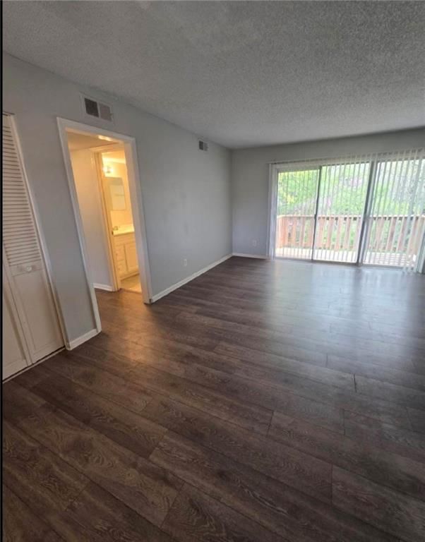 8721 Countryshire Lane — photo 17