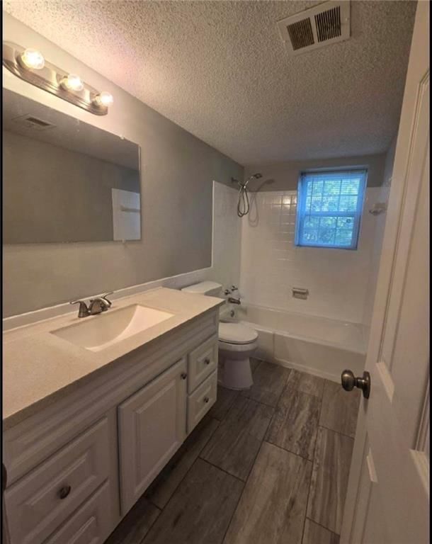 8721 Countryshire Lane — photo 23