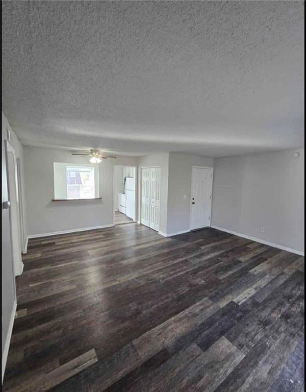 8721 Countryshire Lane — photo 28