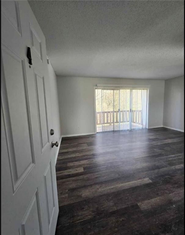 8721 Countryshire Lane — photo 41