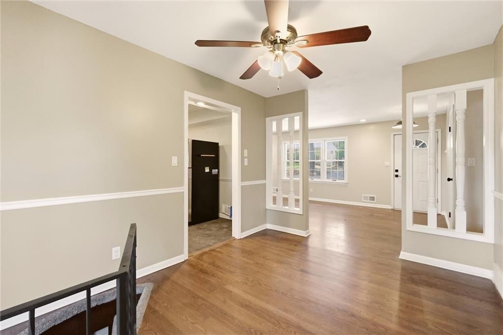 10007 Tracy Avenue — photo 9