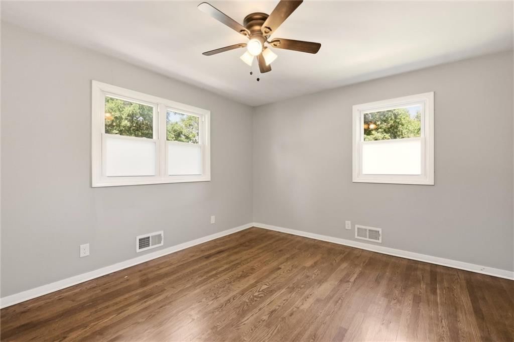 10007 Tracy Avenue — photo 15