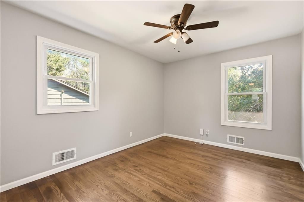 10007 Tracy Avenue — photo 18