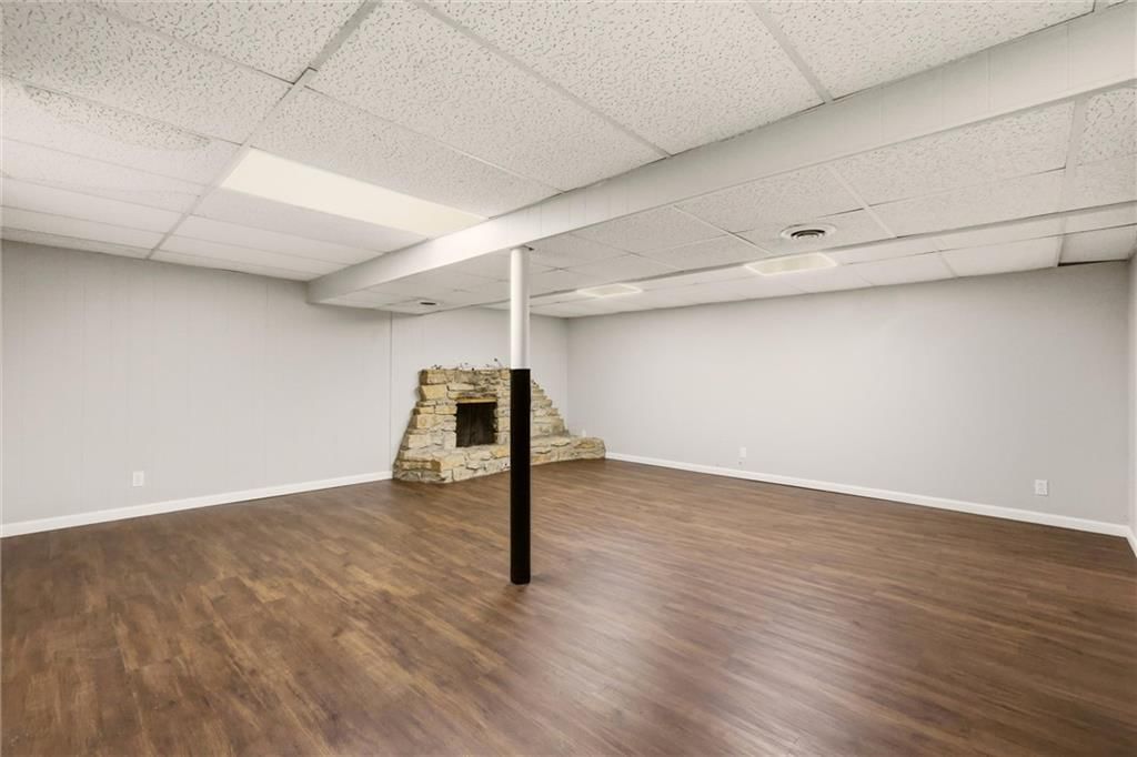 10007 Tracy Avenue — photo 25