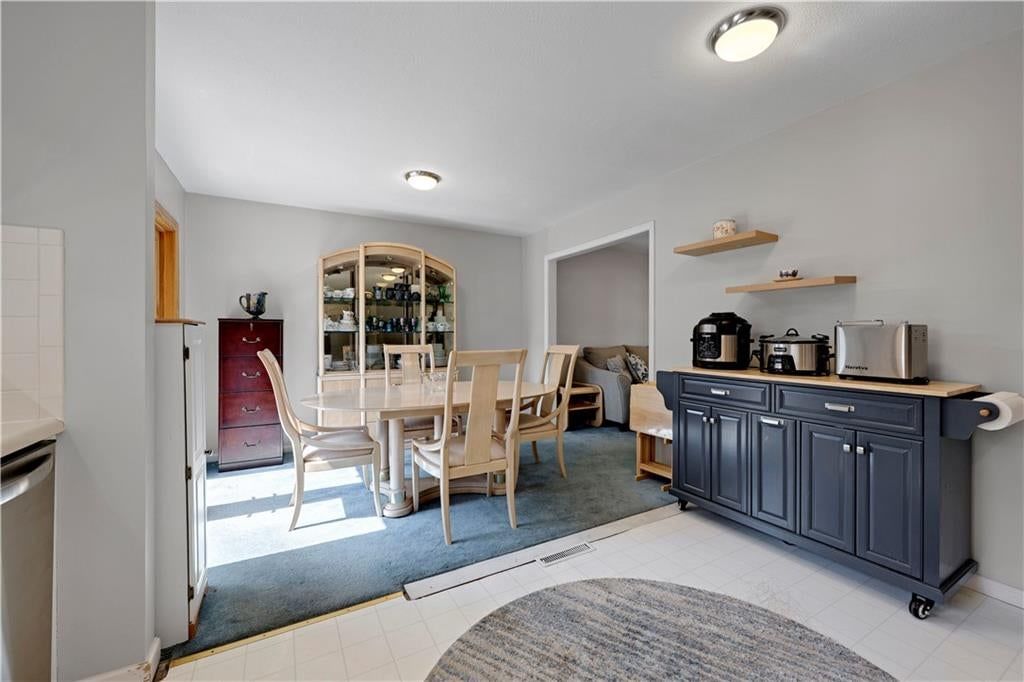 Photo 9 of 35 - 16503 W 142nd Circle, Olathe, KS 66062