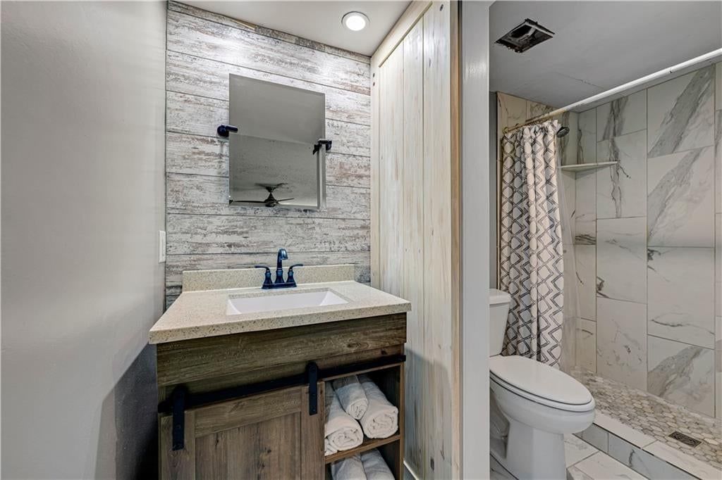 Photo 27 of 35 - 16503 W 142nd Circle, Olathe, KS 66062