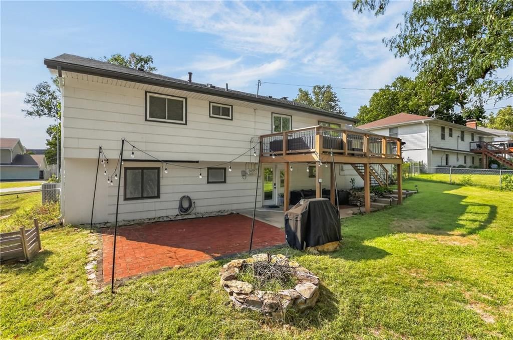 10923 Myrtle Avenue — photo 7