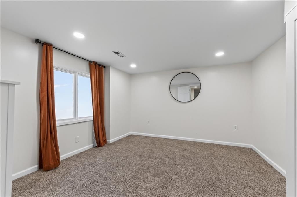 10923 Myrtle Avenue — photo 39