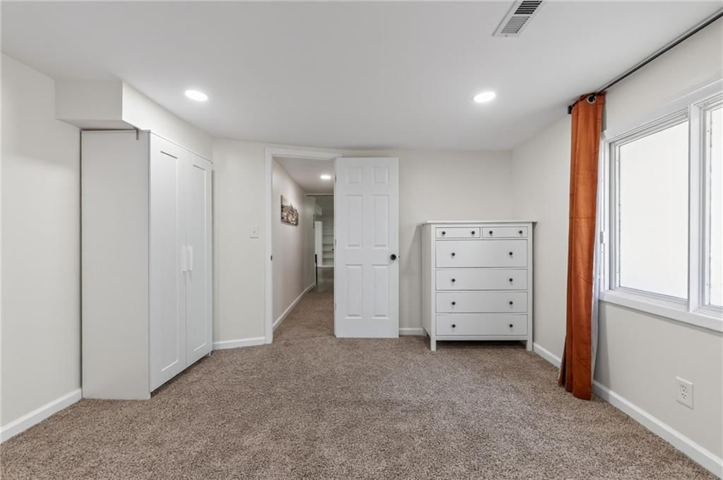 10923 Myrtle Avenue — photo 40