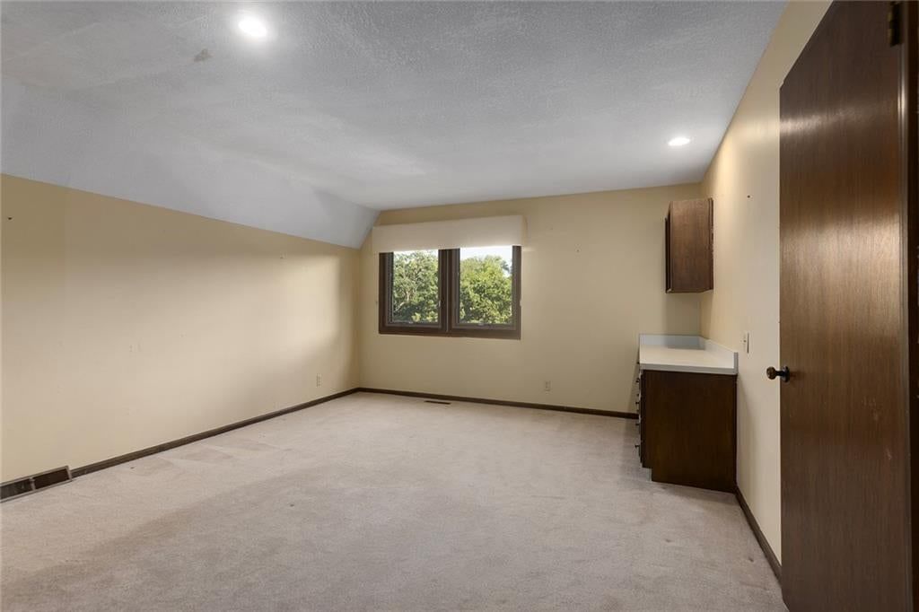 Photo 26 of 57 - 7616 NW Eastside Drive, Weatherby Lake, MO 64152