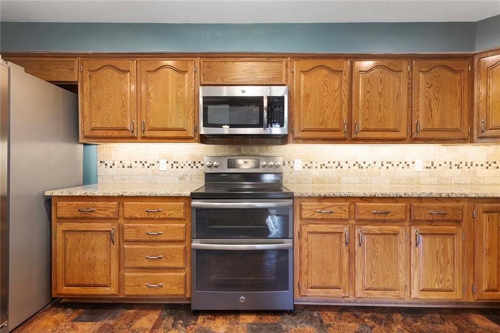 Photo 50 of 57 - 7616 NW Eastside Drive, Weatherby Lake, MO 64152