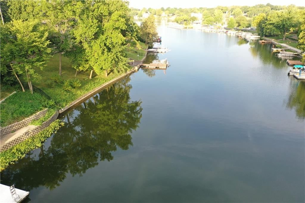 Photo 57 of 57 - 7616 NW Eastside Drive, Weatherby Lake, MO 64152