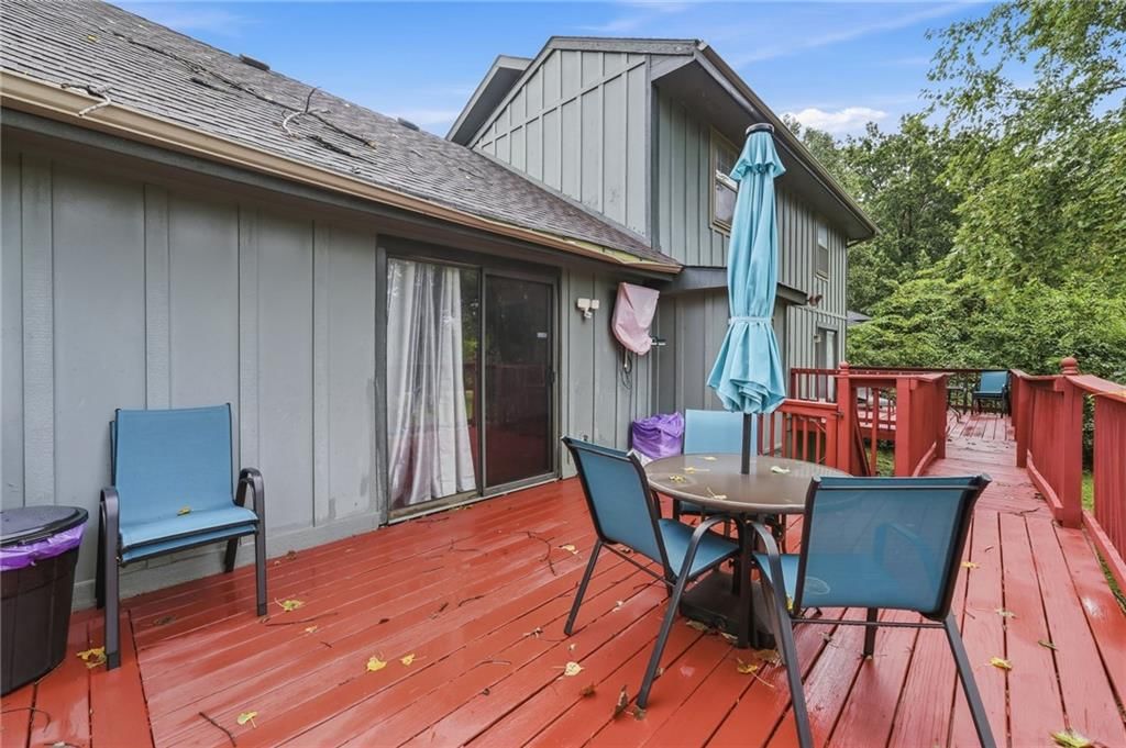 Photo 37 of 40 - 14622 Laquinta Street, Grandview, MO 64030