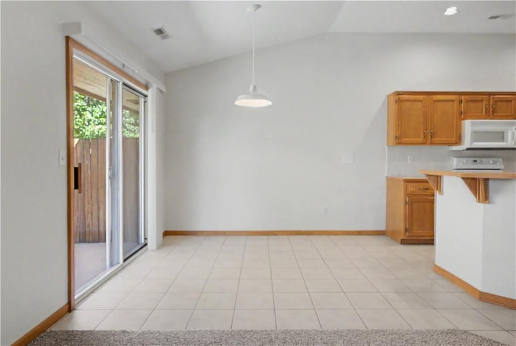 2745 Coralberry Court — photo 7