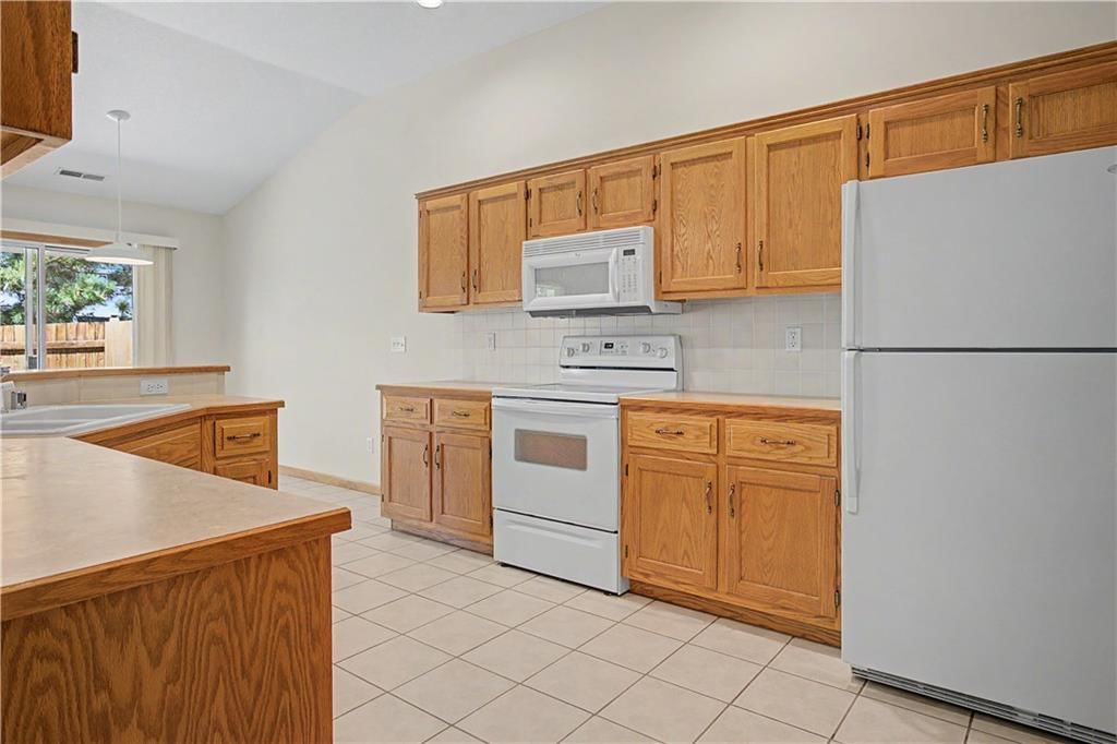 2745 Coralberry Court — photo 12