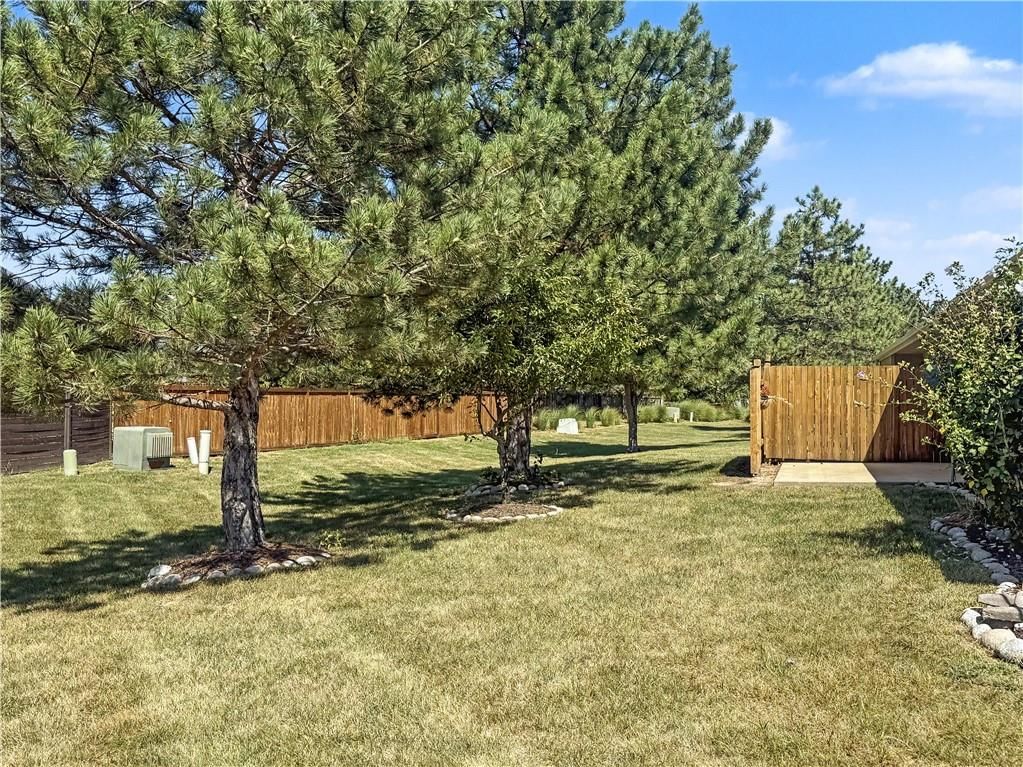2745 Coralberry Court — photo 23