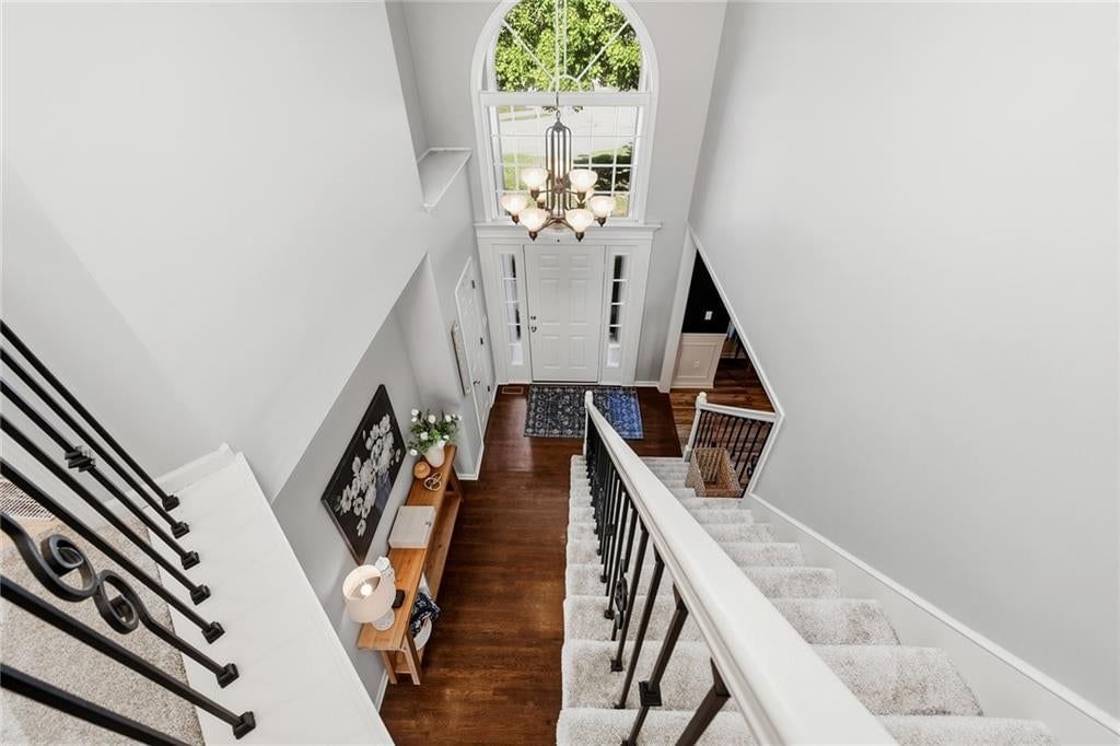 533 NE EMERALD Drive — photo 5