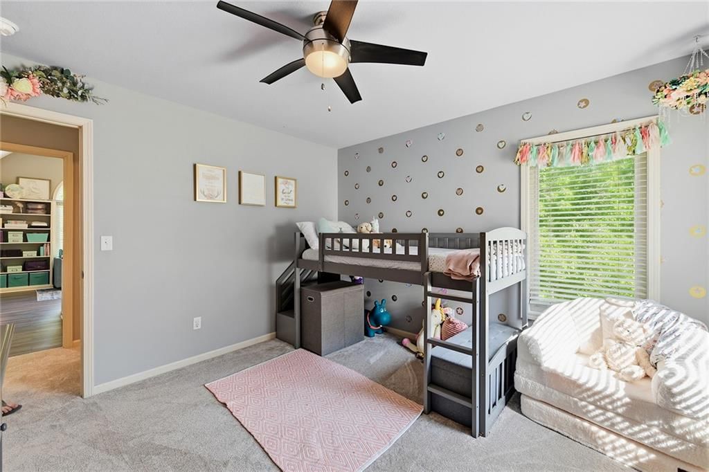 533 NE EMERALD Drive — photo 27