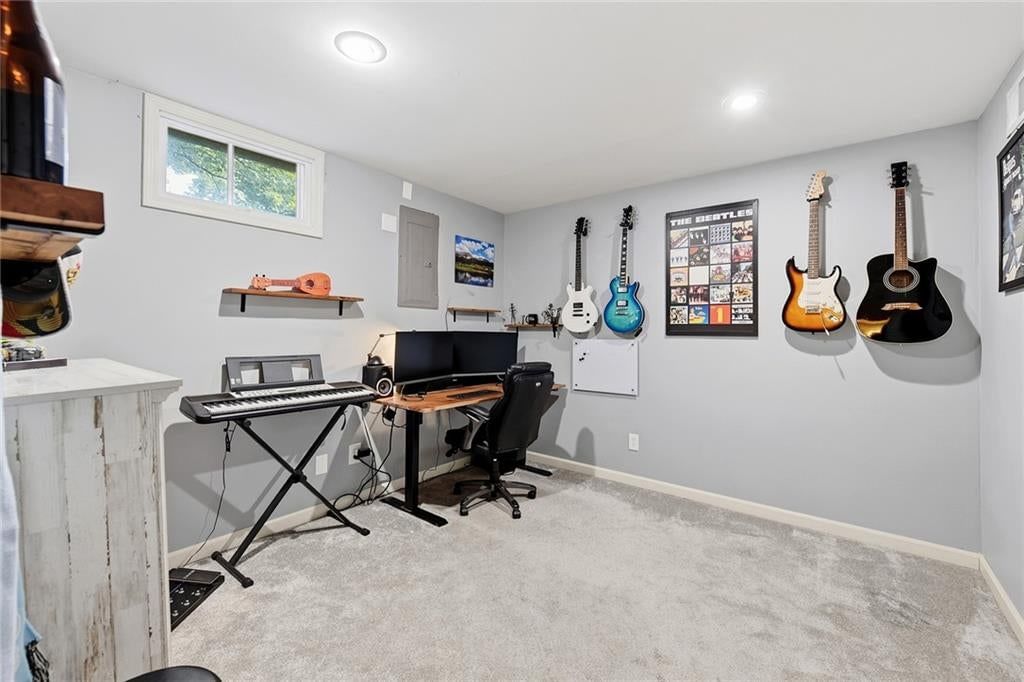 533 NE EMERALD Drive — photo 39
