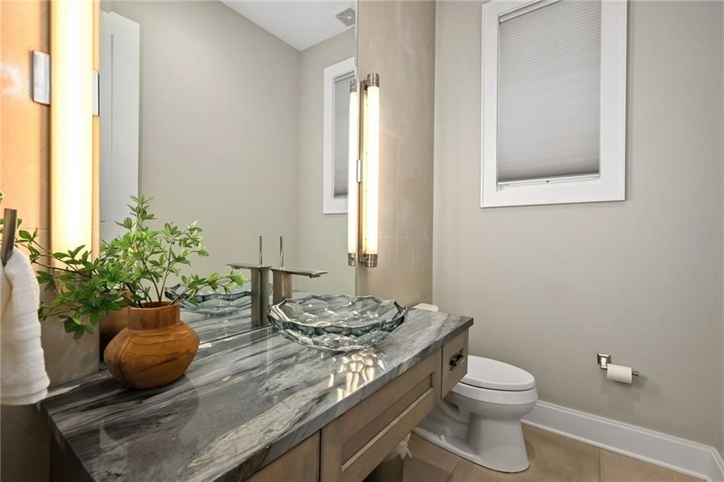 4635 Jarboe Street — photo 17