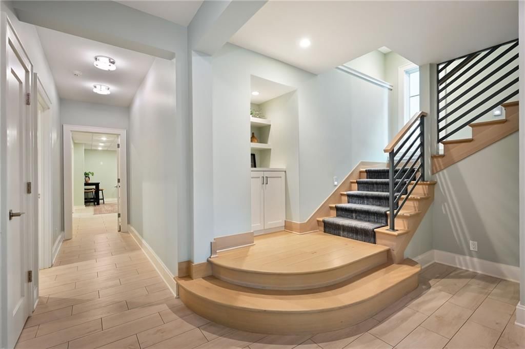 4635 Jarboe Street — photo 25