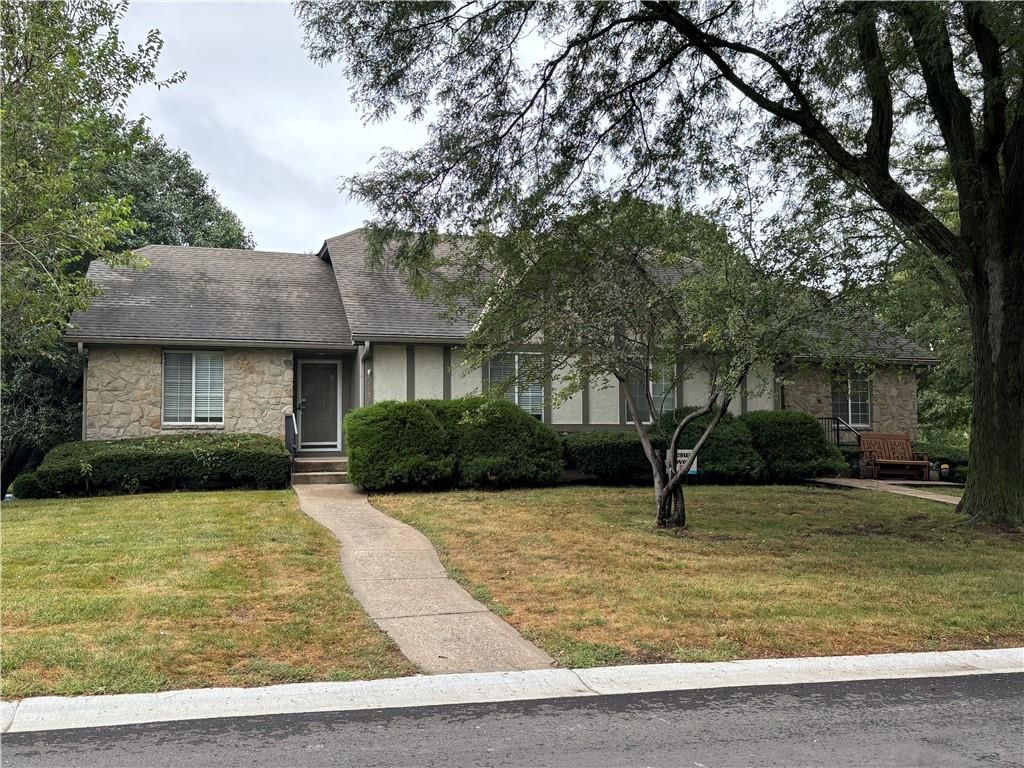 1113 NW 12th Street, Blue Springs, MO